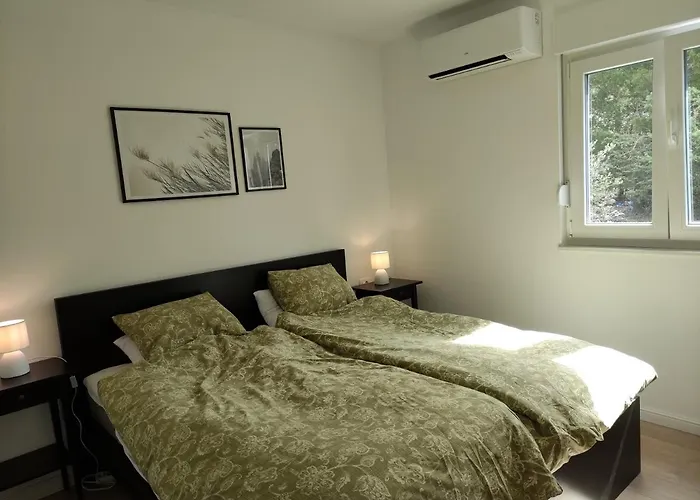 Sebastijan Apartman *